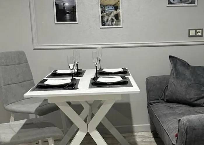 公寓 Plombir Sea - Aquamarine Apartments,odessa,2 окремі кімнати 敖德萨