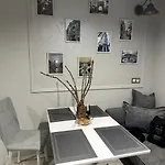 Aquamarine Apartments-plombir Sea Odessa,2 окремі кімнати