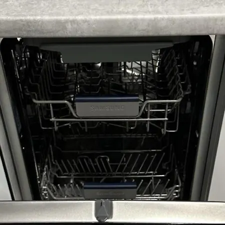 Aquamarine Apartments-plombir Sea Odessa,2 окремі кімнати Апартаменти Одеса